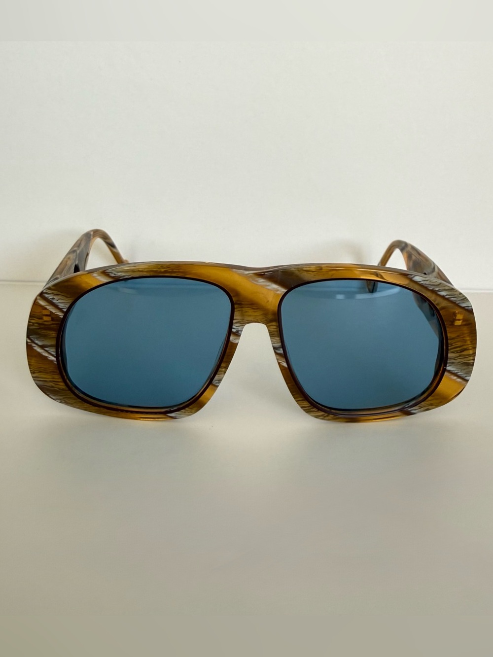 NEW!!! MO European brand unisex sunglasses Retail 350$